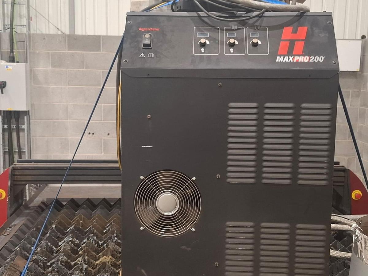 Used Kutavar 4 x 2m CNC Plasma Cutter