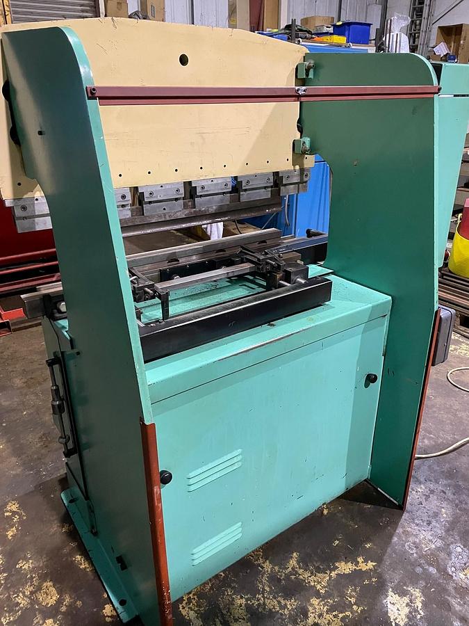 Used Promecam RG 2512 Hydraulic Pressbrake