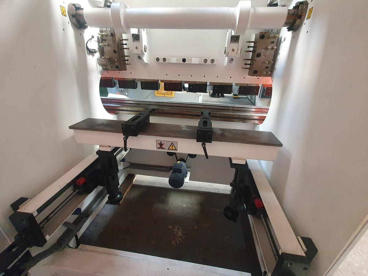 Used ACCURL Smart Press 1640 Hydraulic Downstroke Pressbrake