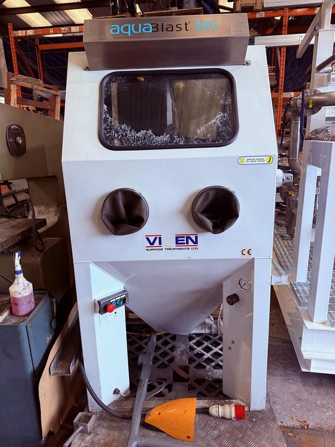 Used Vixen Aquablast 915 Wet Blasting Cabinet