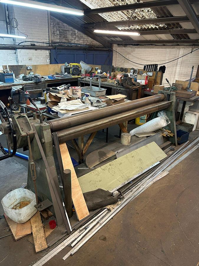 Used A J Morgan Manual Geared Pinch Bending Rolls
