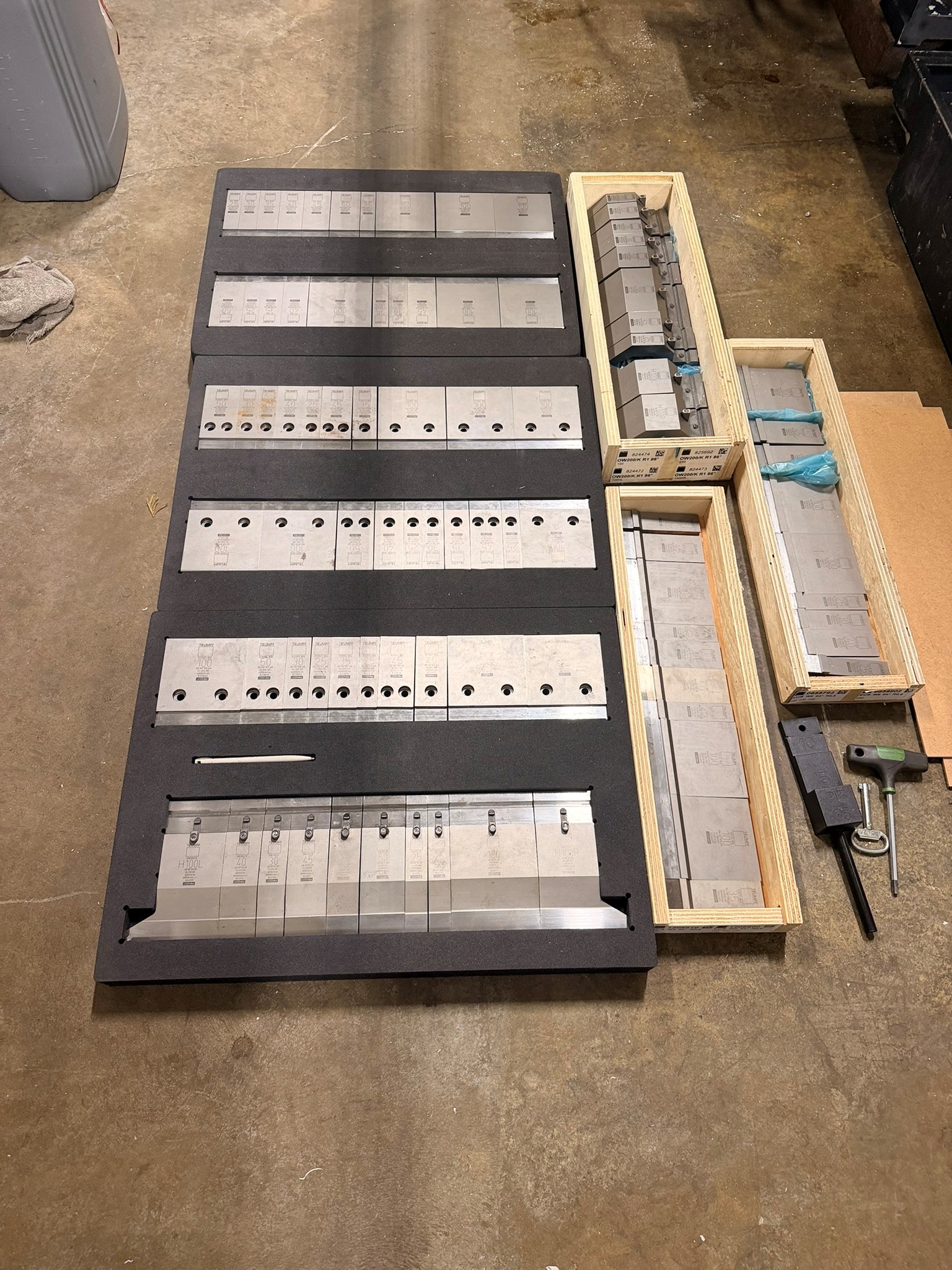 Used Trumpf Trubend 7018 Electromechanical CNC Downstroke Pressbrake