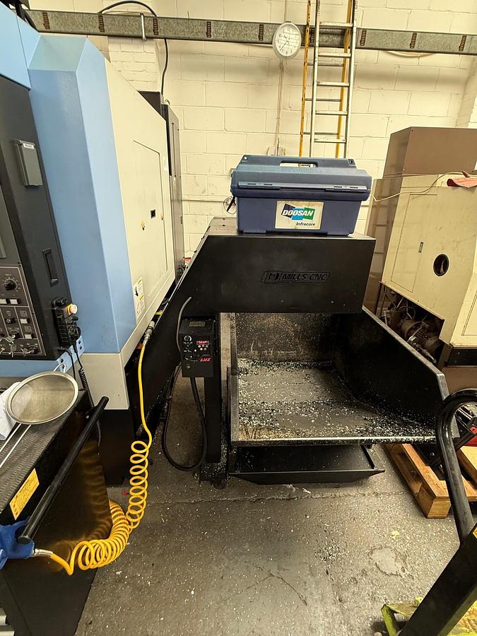 Used Doosan DNM 500 Vertical Machining Centre