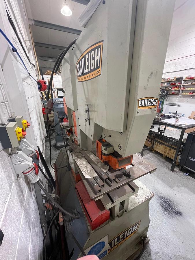 Used Baileigh SW-753 Hydraulic Steelworker