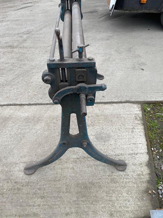Used Edwards Cast Hand Bending Rolls