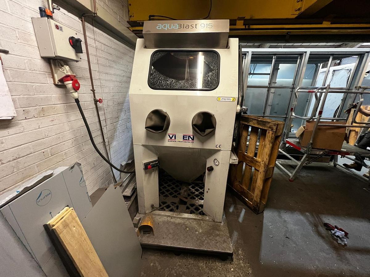 Used Vixen Aquablast 915 Wet Blasting Cabinet