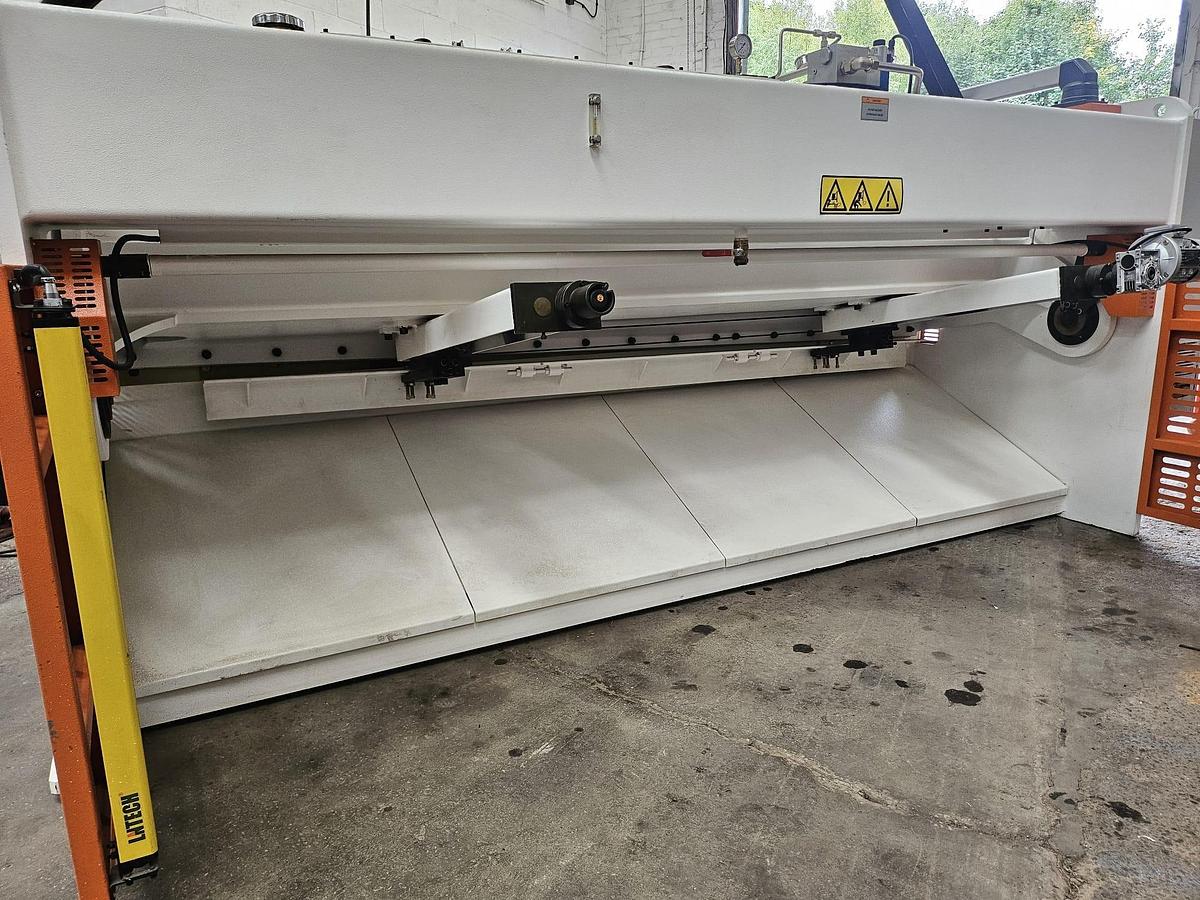 Used Unused RVD Smartshear S 3100.06 MS7 Hydraulic Shear