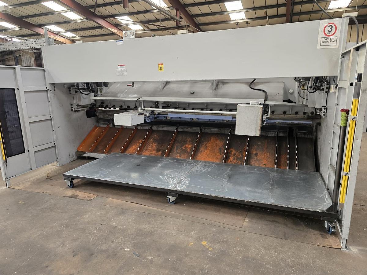 Used Ermaksan CNC HVR 4100-6 Hydraulic Shear