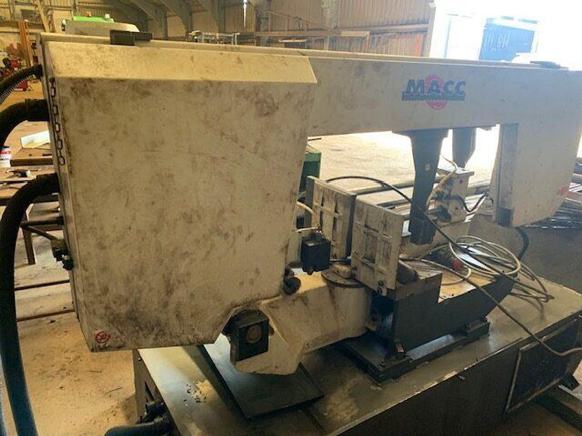 Used Macc 650 DI Semi-Auto Double Mitre Horizontal Bandsaw
