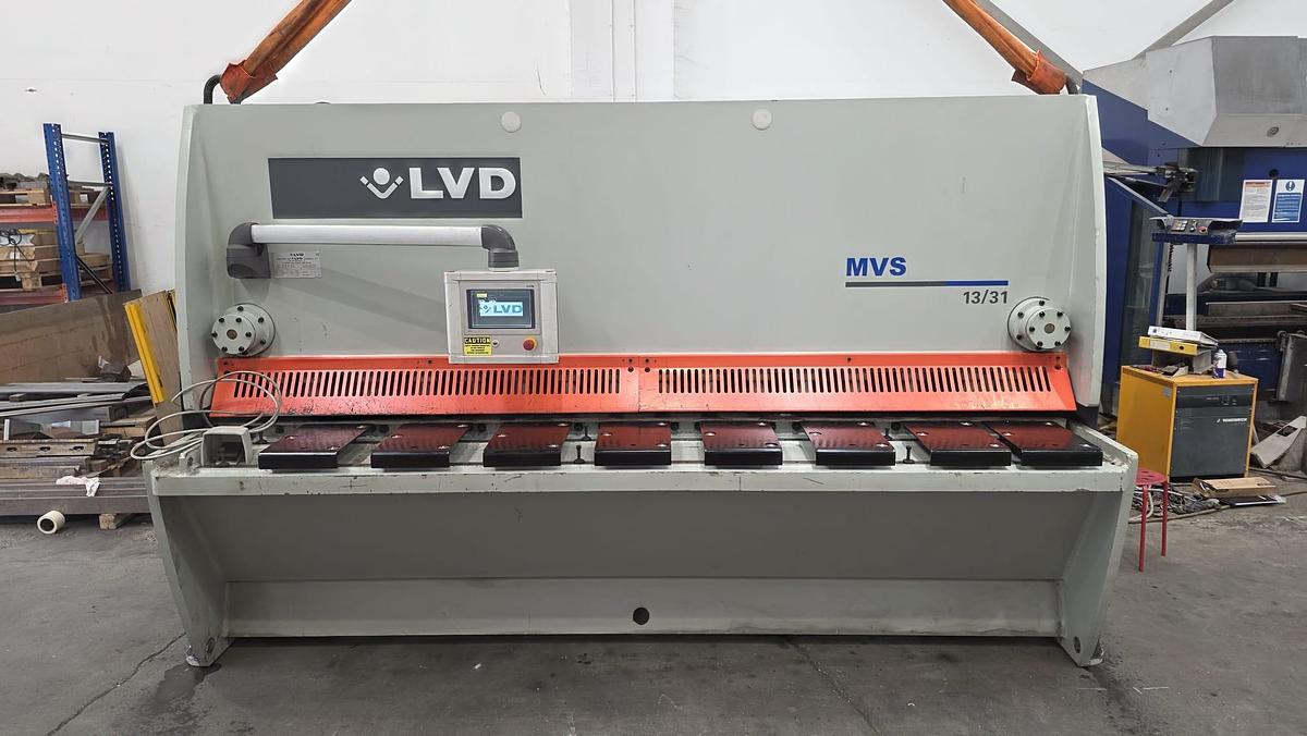 Used LVD MSV 13/31 Hydraulic Shear