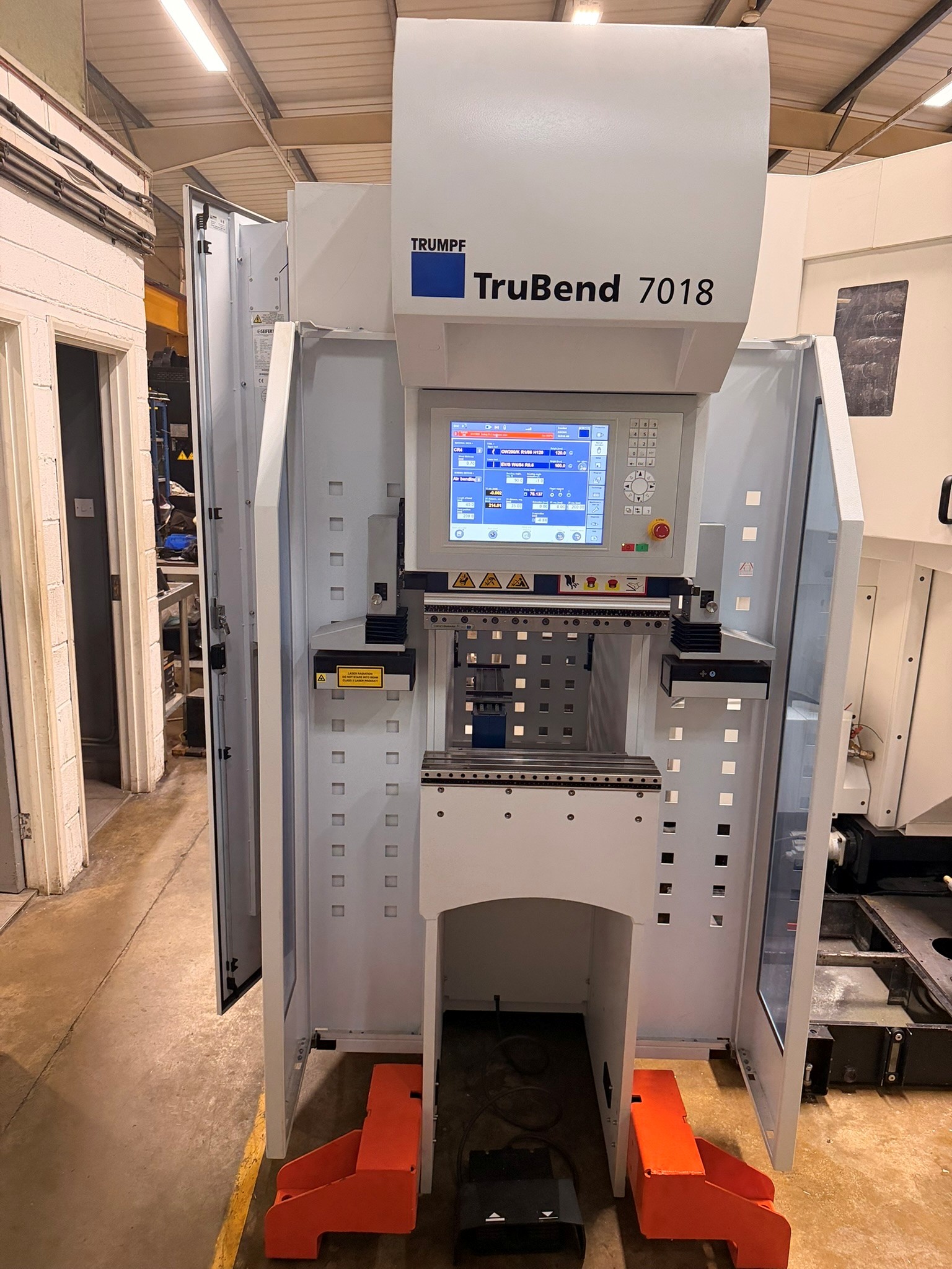 Used Trumpf Trubend 7018 Electromechanical CNC Downstroke Pressbrake