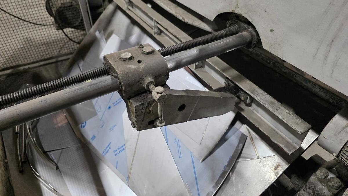 Used 2.5m x 4mm Mechanical Shear