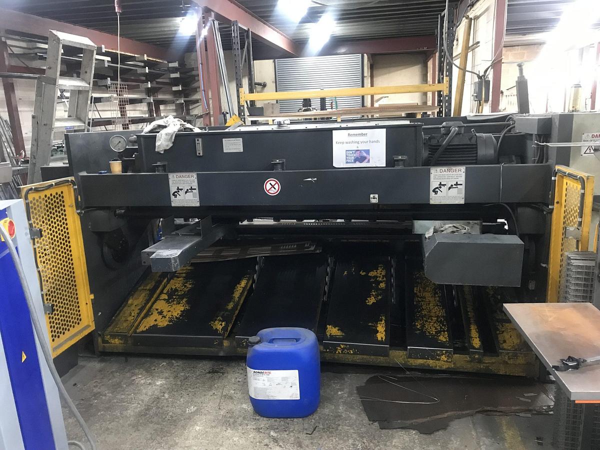 Used Carter 2.5m x 4mm Hydraulic Shear
