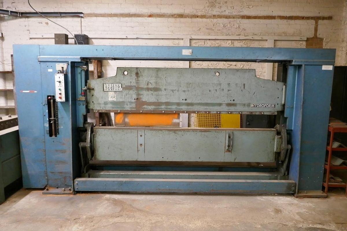 Used Keetona HUF818 Hydraulic Power Folder