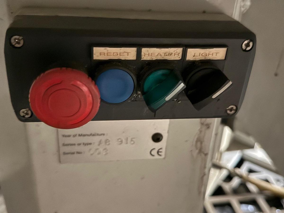 Used Vixen Aquablast 915 Wet Blasting Cabinet
