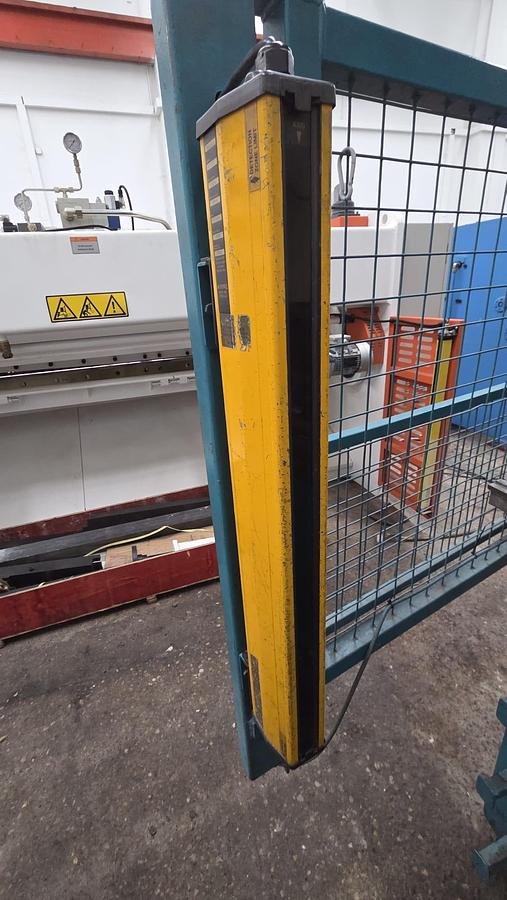 Used Adira QHD-10030 Hydraulic Downstroke Pressbrake