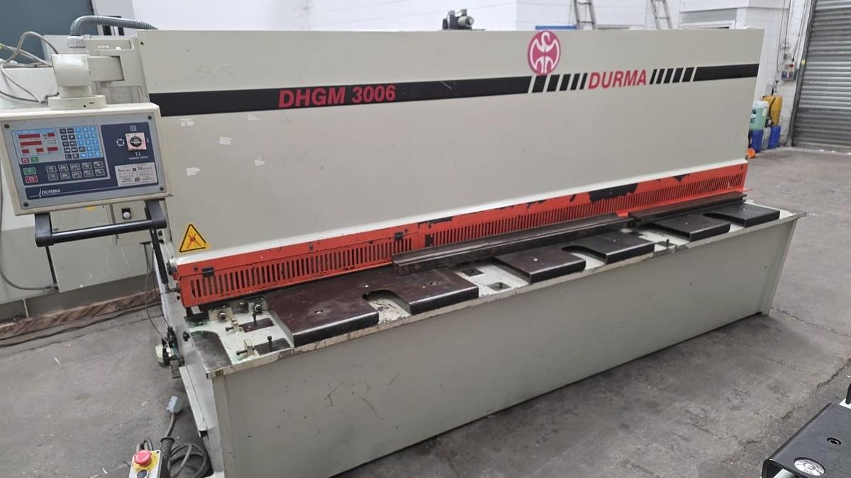 Used Durma DHGM 3006 Hydraulic Shear