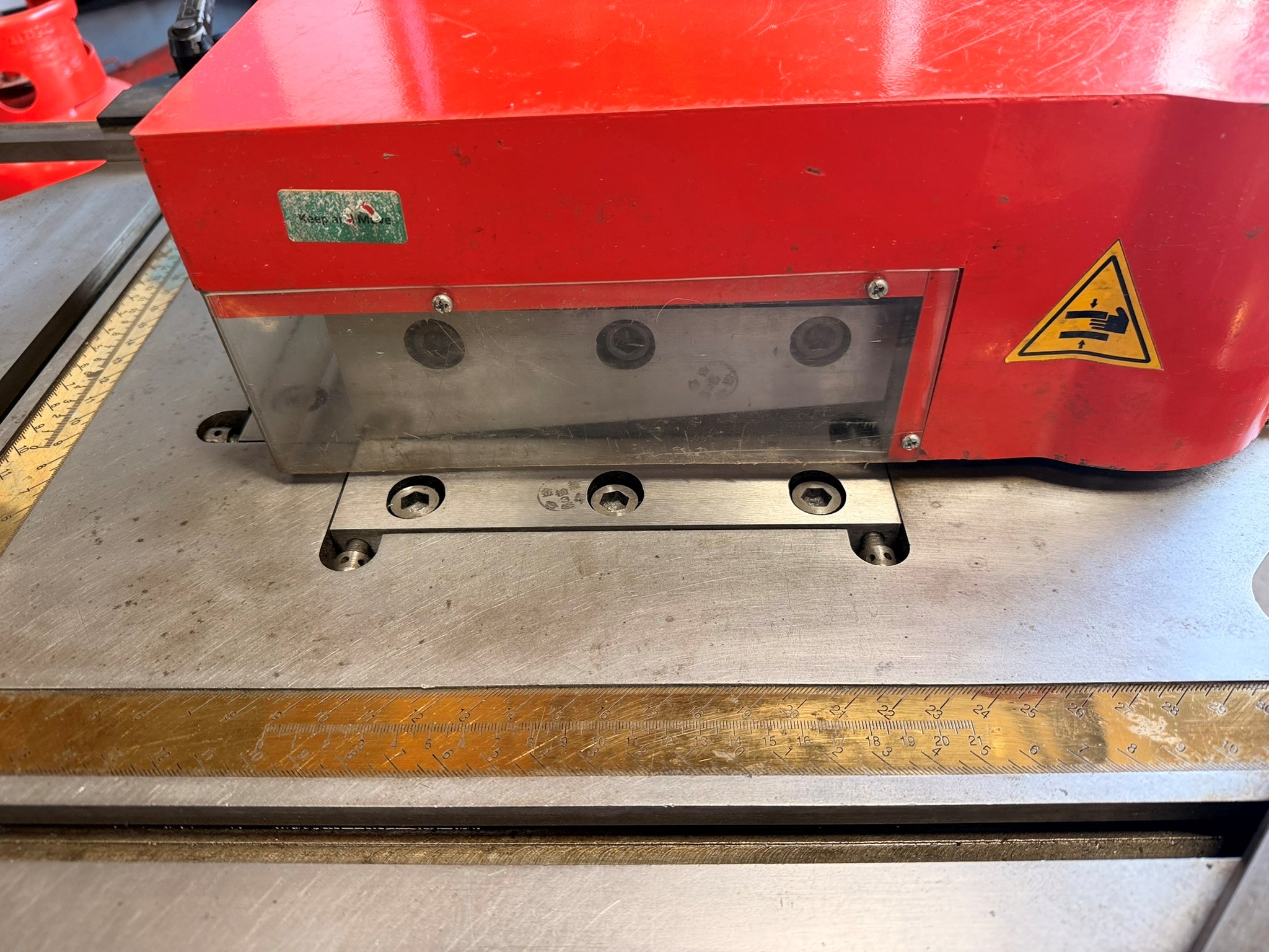 Used Mantech 200/4 Hydraulic Corner Notcher