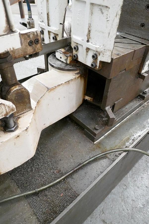 Used MACC 420 DI Horizontal Semi-Automatic Double Mitre Bandsaw