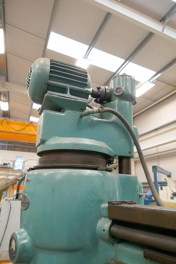 Used Archdale Radial Arm Drill