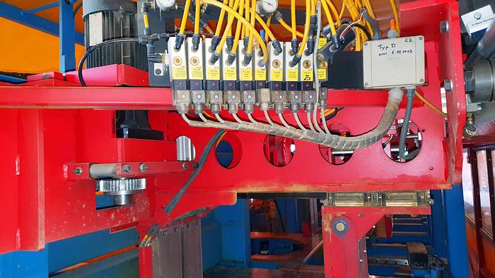 Used Hundegger K2-4 BHF joinery line  for log house production