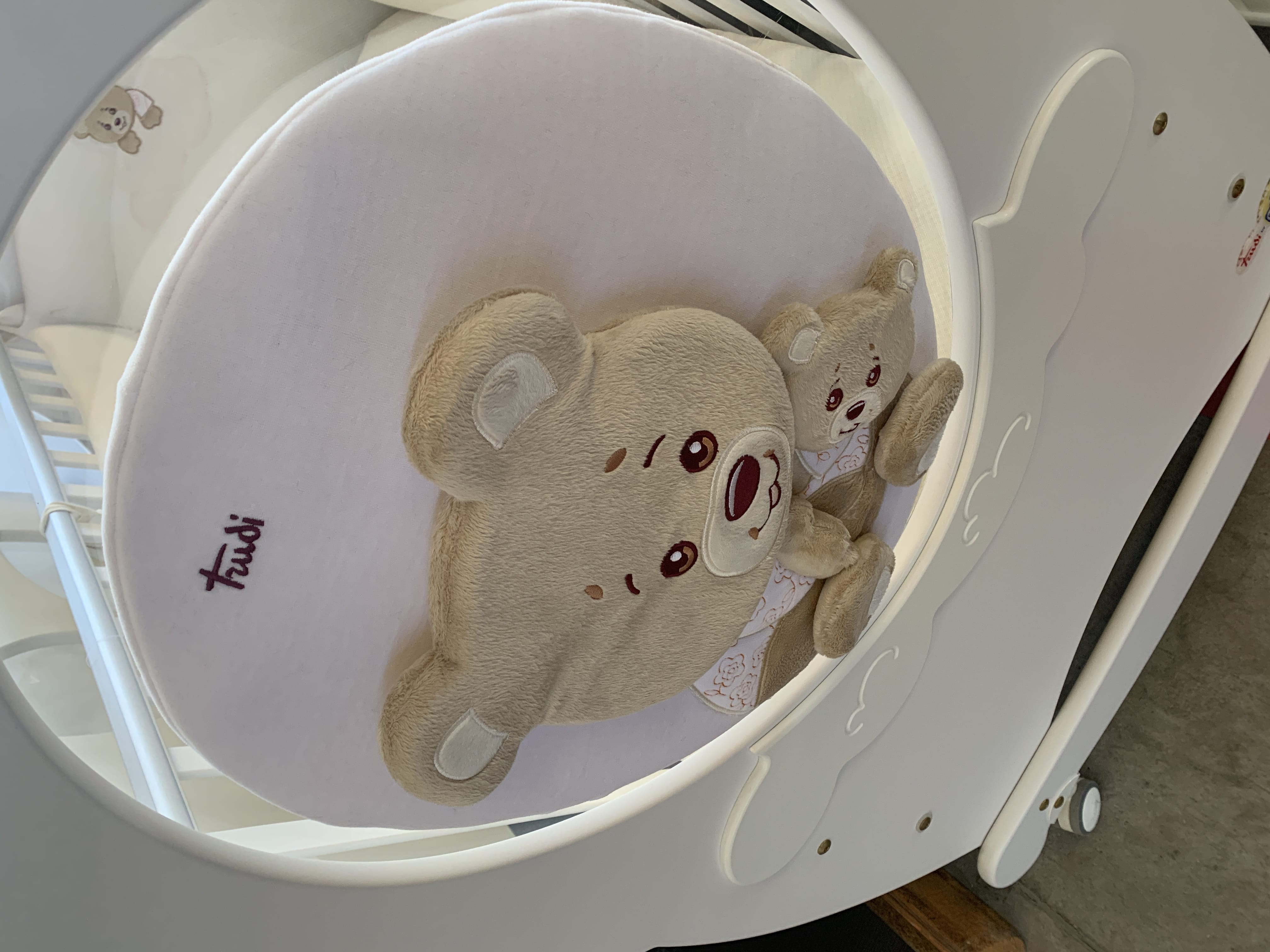 Usato Magazzino completo di una fabbrica di produzione lettini di alta qualità