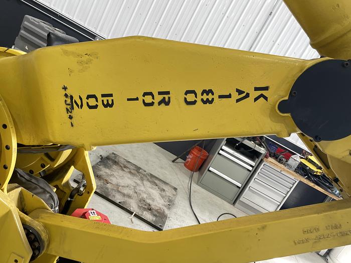 Used FANUC M900iA/350 6 AXIS ROBOT WITH R30iA CONTROLLER