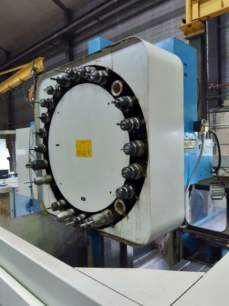 Gebruikt 1995 SUPERMAX YCM-VMC-85A