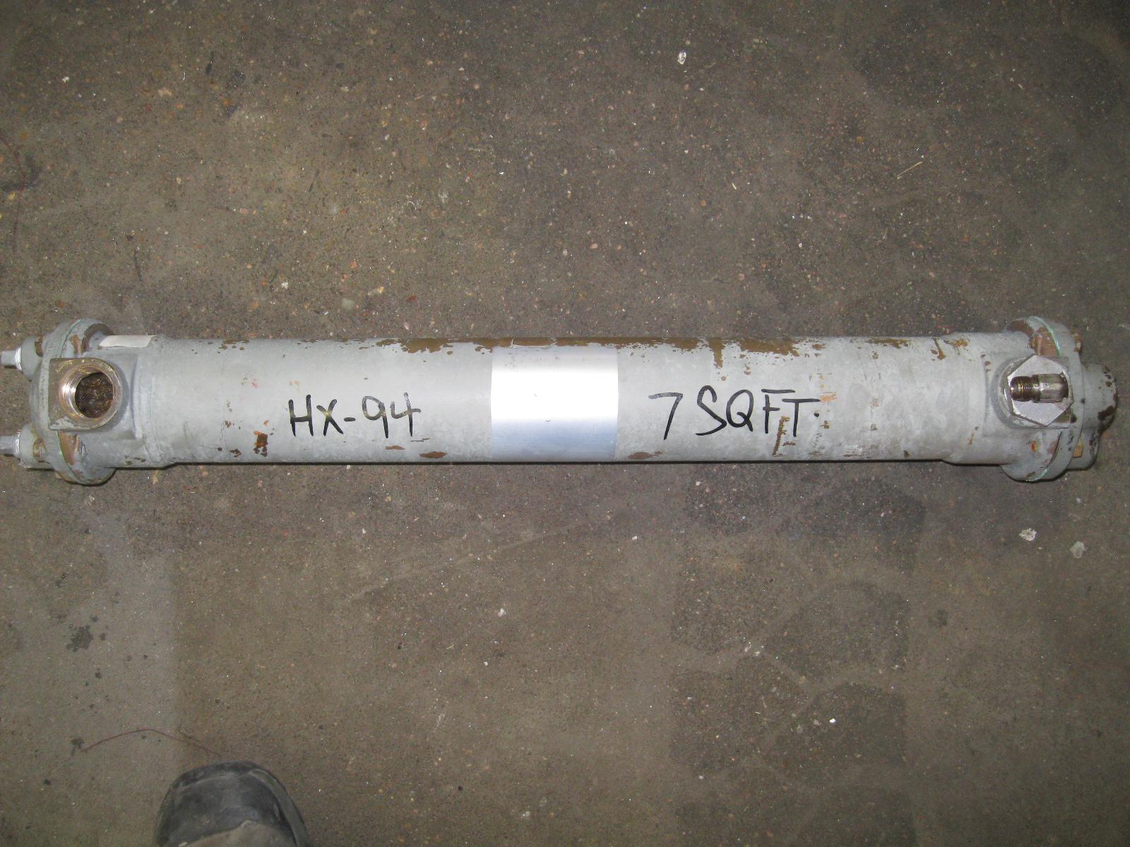 Usado 7 SQ. FT. TUBE &amp; SHELL HEAT EXCHANGER