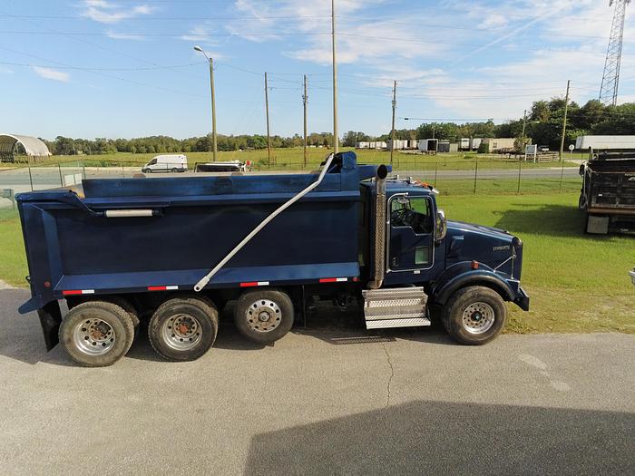 Used 2011 KENWORTH T-800 FACTORY DUMP TRUCK