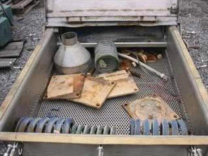 Used 3 FT x 5 FT. CARRIER FLUID BED DRYER/COOLER – S/S