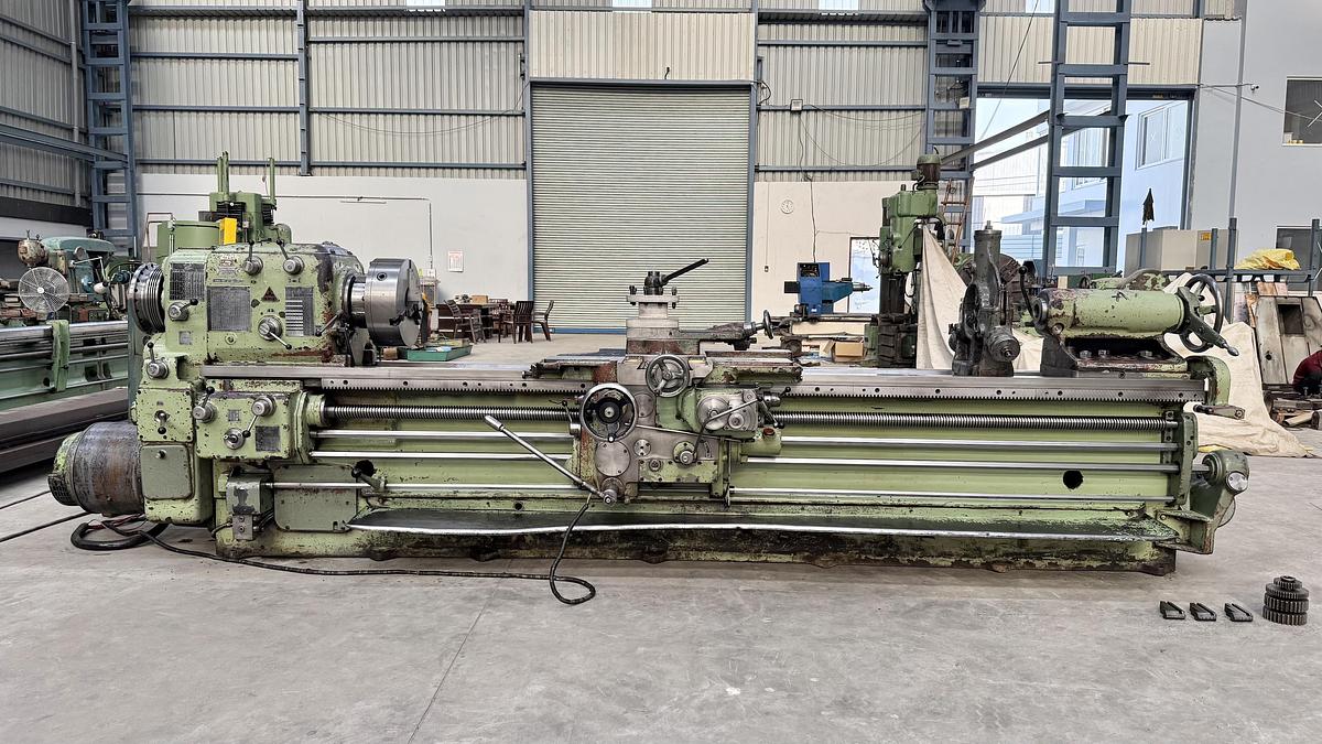 Used TOS Czech SU-63  2750 Heavy Duty Lathe Machine