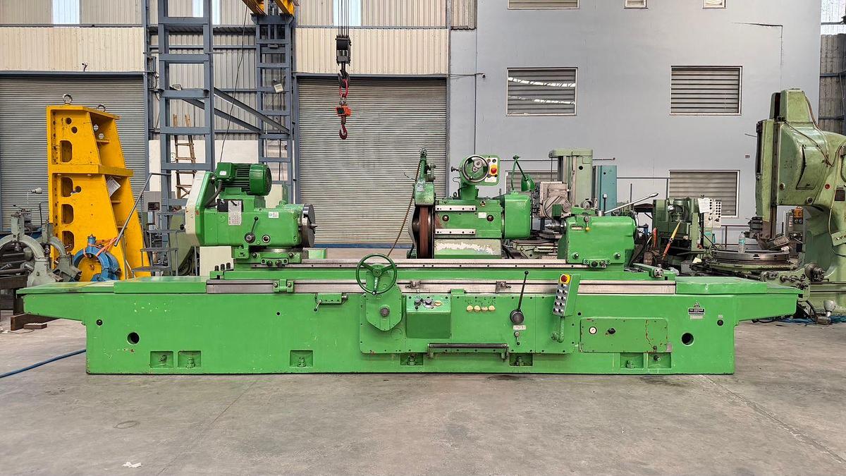 Used TOS Czech BUA-63 / 2000 Heavy Duty Universal Cylindrical Grinder