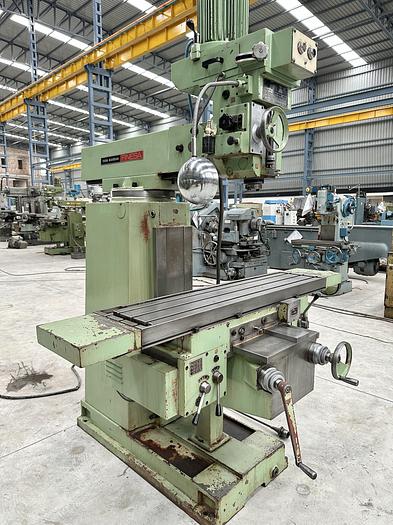 Used TOS FNK-25 Vertical Turret Milling Machine