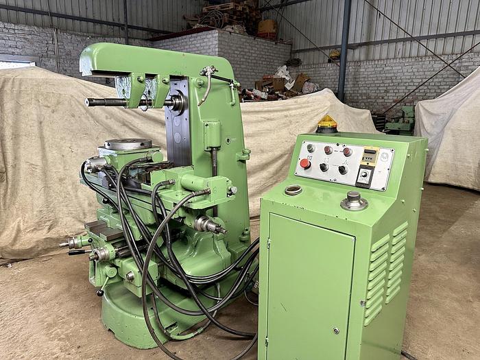 Used Rigiva Italy Horizontal Milling Machine - with Automatic Indexing Rotary Table