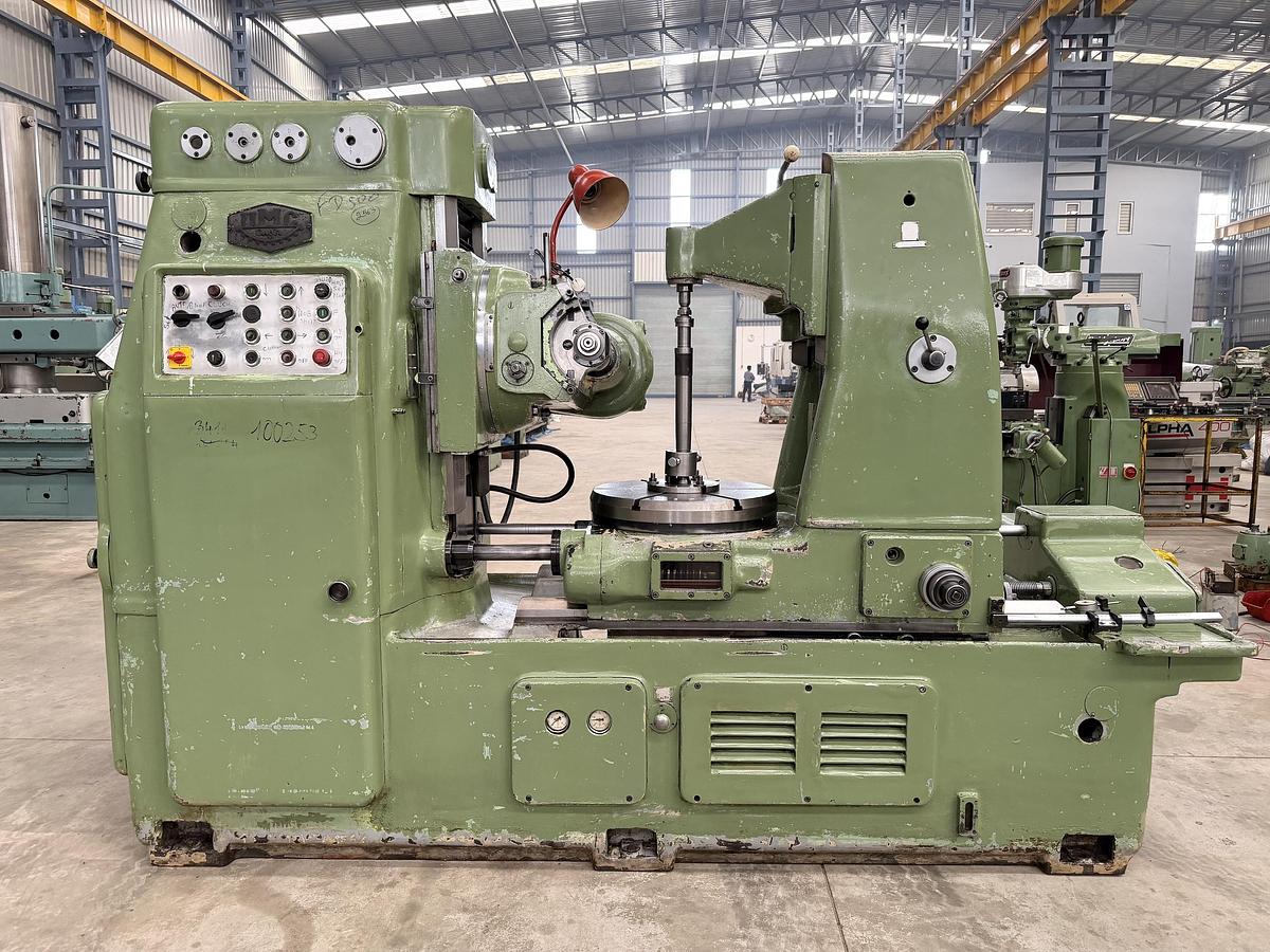Used Cugir FD-500 Hydraulic Gear Hobbing Machine