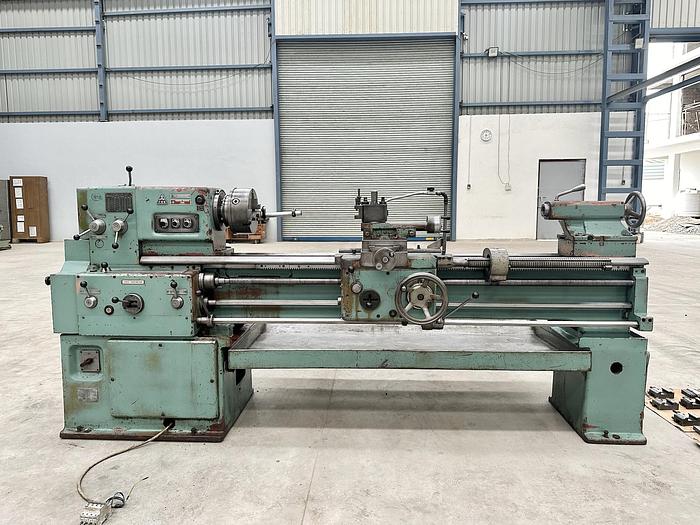 Used TOS SN-50A Gap Bed Lathe Machine