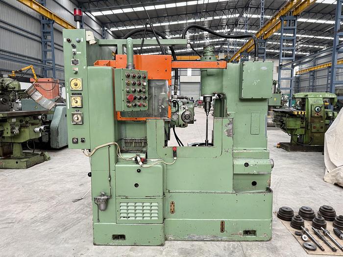 Used Cima P4AU Hydraulic Gear Hobbing Machine