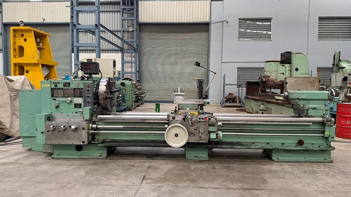 Used Stanko 16K40 / 3000 mm Heavy Duty Lathe Machine