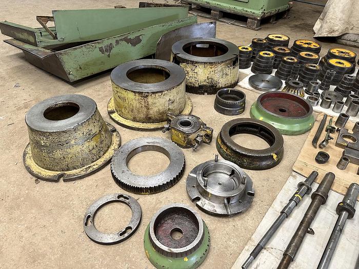 Used WMW Modul ZFWZ 800 x 10 Gear Hobbing Machine