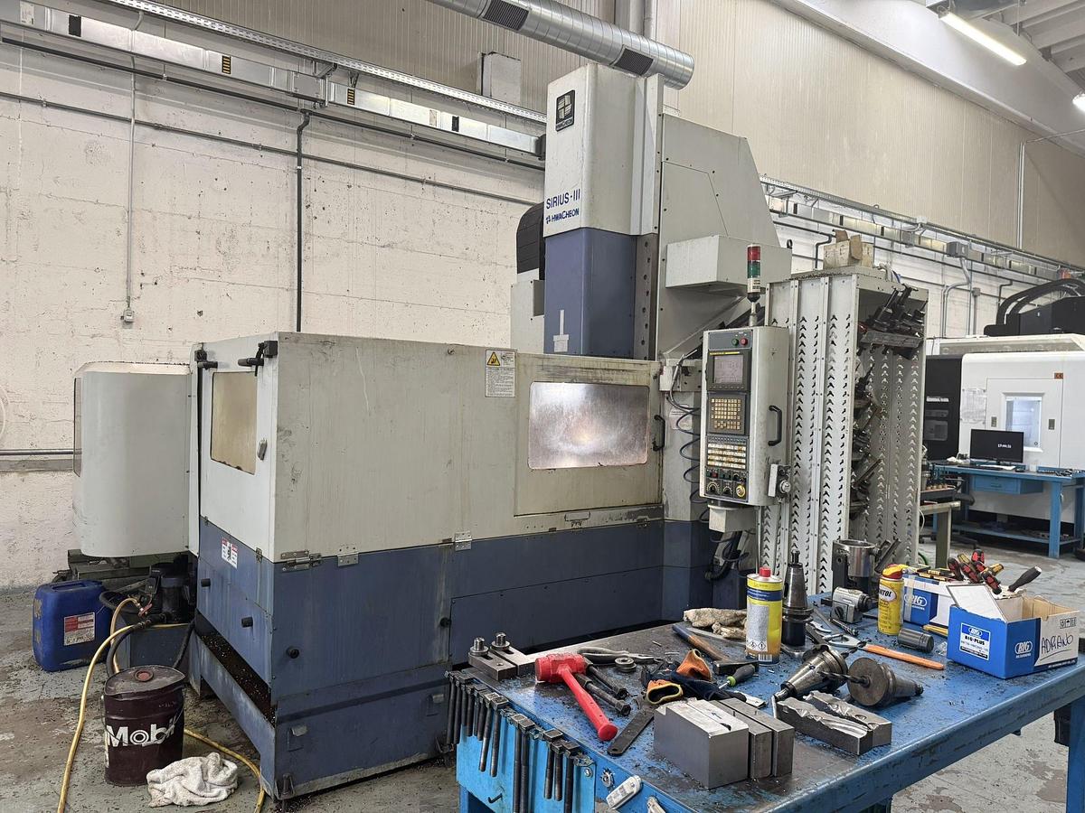 Used Hwacheon Korea Sirius-III Double Column Vertical Machining Center