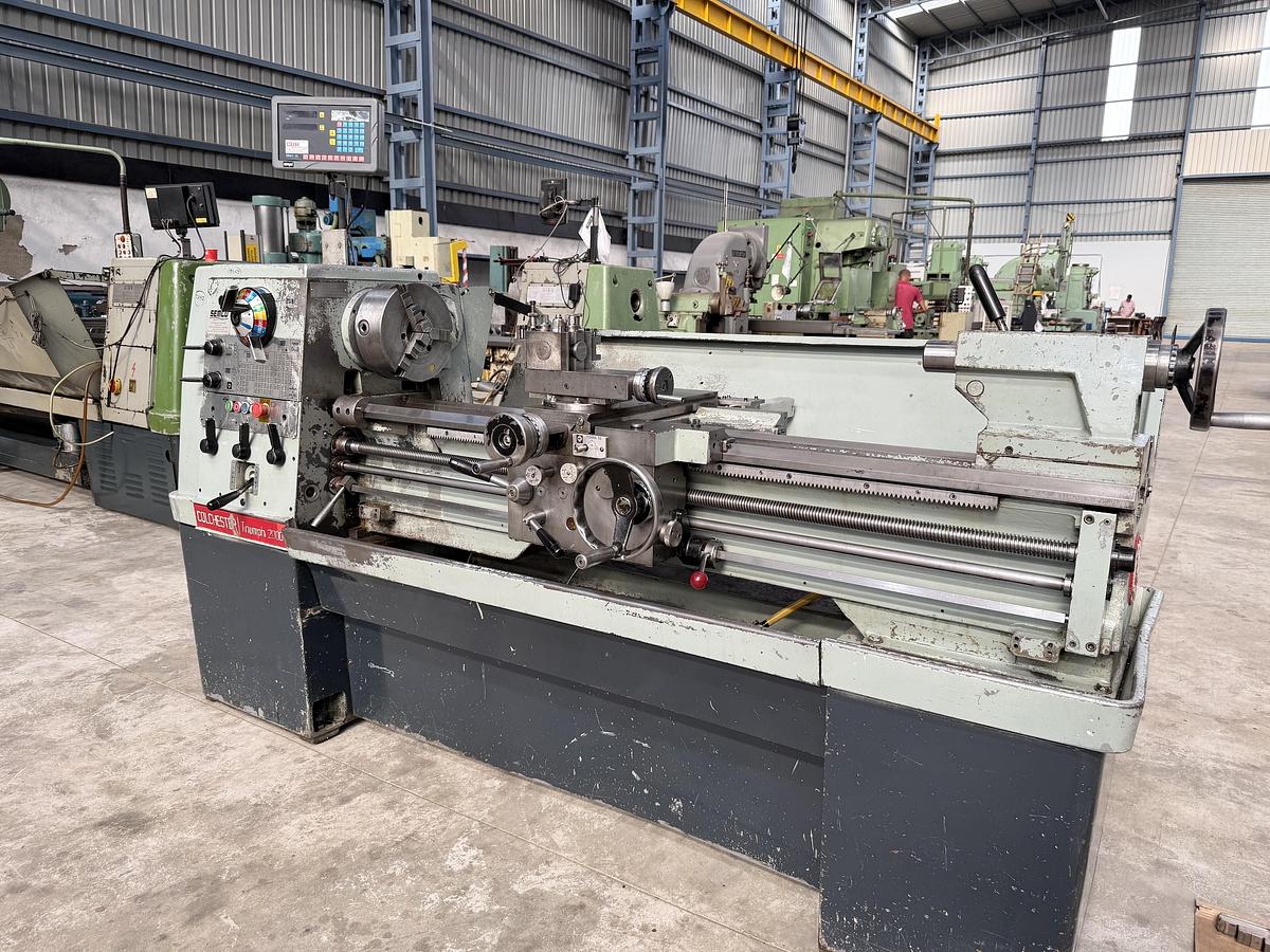 Used Colchester England 1270 mm Length Gap Bed Lathe Machine