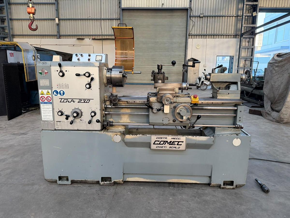 Used Comec Italy TGA-230 x 850 mm Precision Lathe Machine