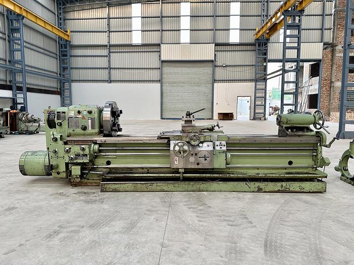 Used TOS SU63A 2800 mm Heavy Duty Lathe Machine