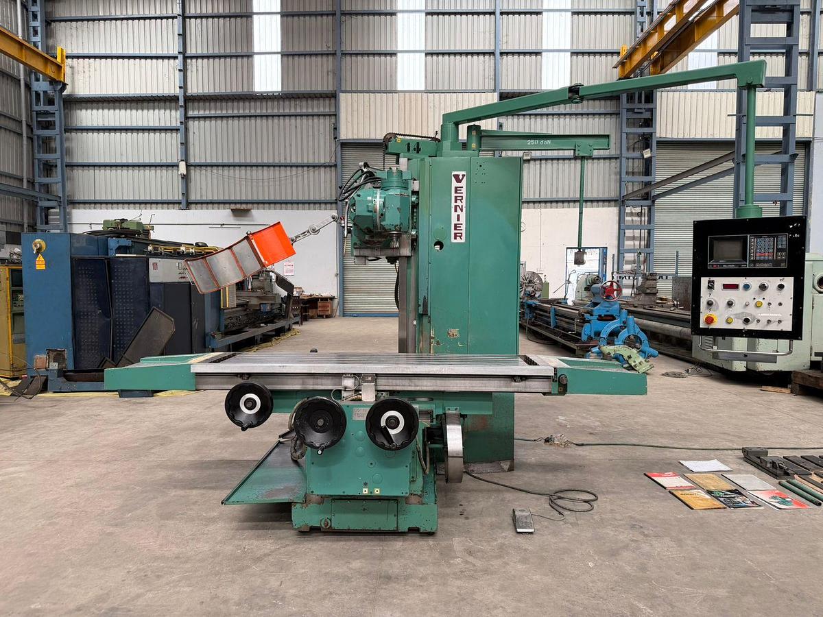 Used Vernier France 2000 mm x 500 mm Bed-Type Milling Machine