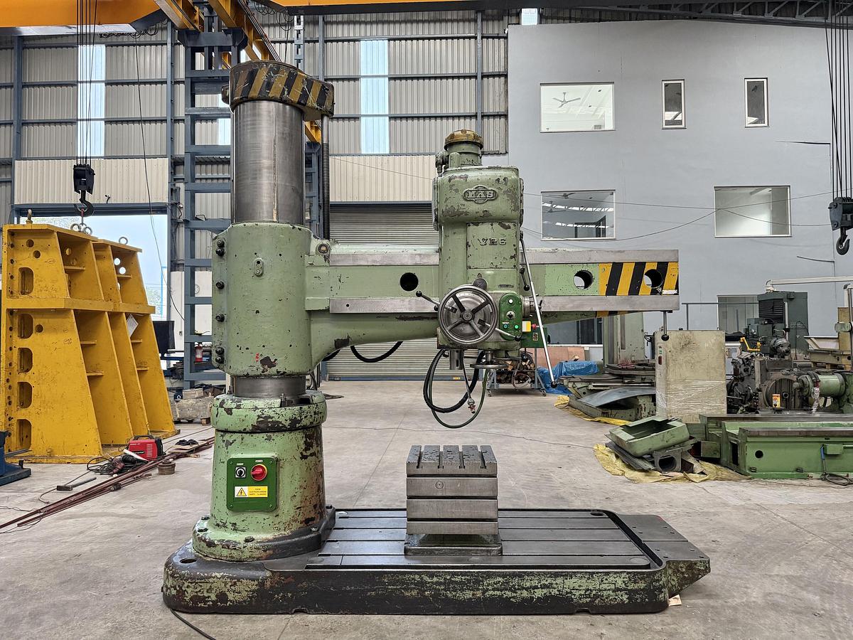 Used MAS Czech VR-6 80 mm Capacity Radial Drilling Machine
