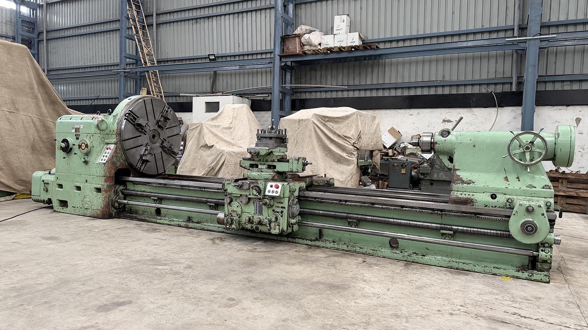 Used Skoda SR-1250 x 4000 mm Heavy Duty Lathe Machine
