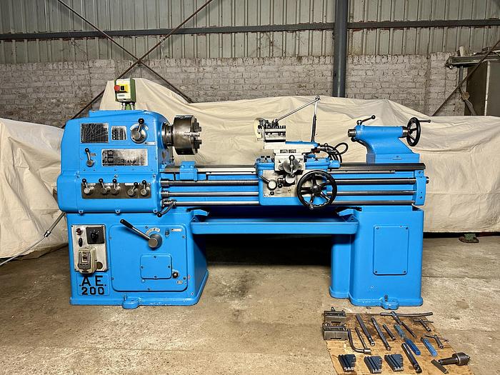 Used Elli Italy 1000 mm Tool Room Lathe Machine