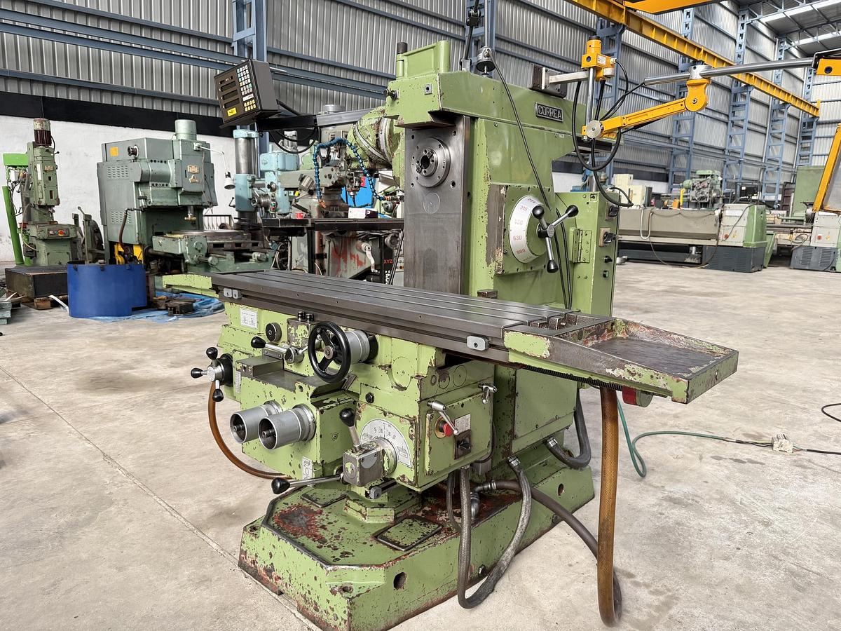 Used Correa Spain F2UE 1200 mm x 300 mm Universal Milling Machine