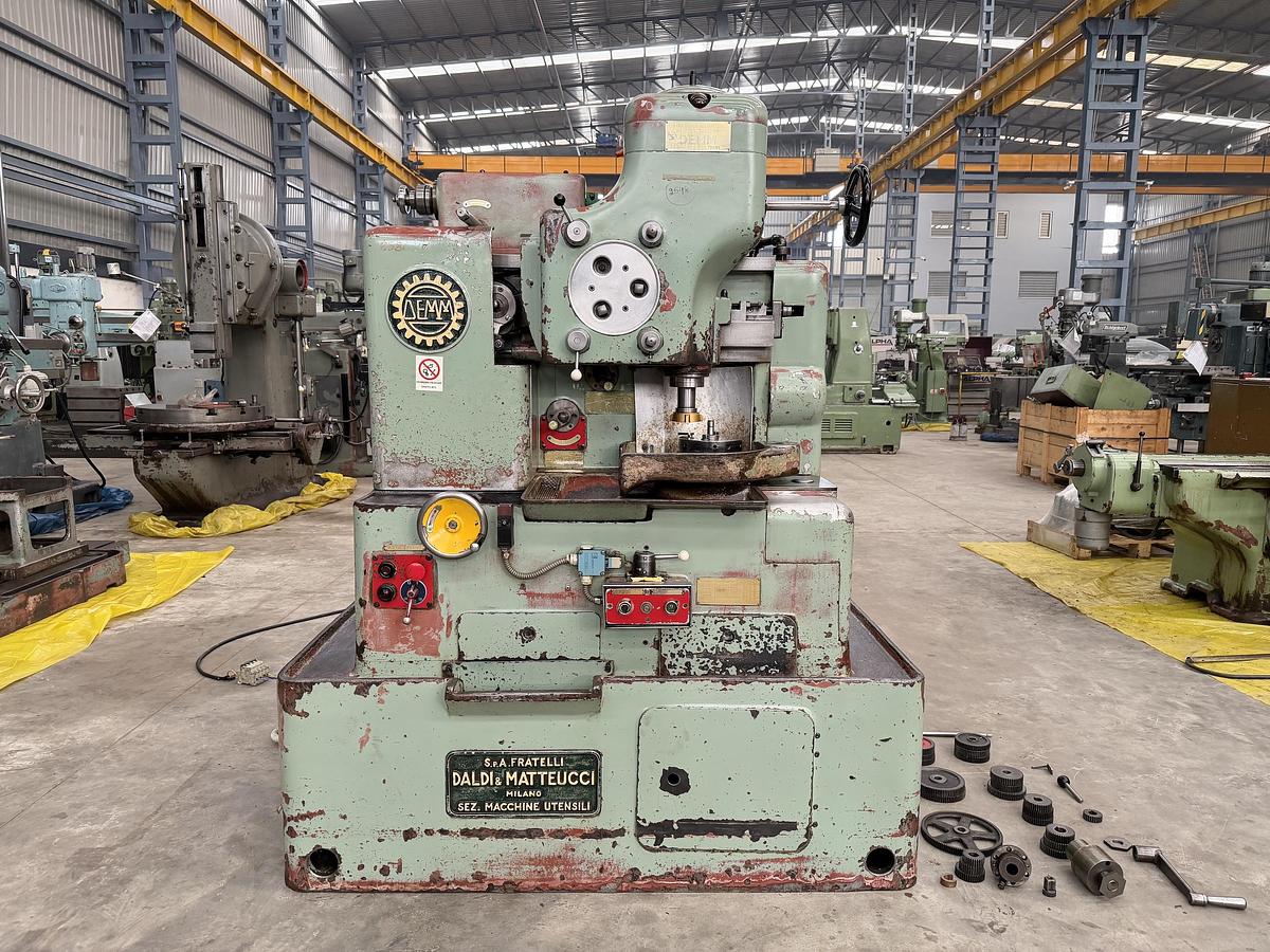 Used Demm Italy SRI-220 Gear Shaper Machine